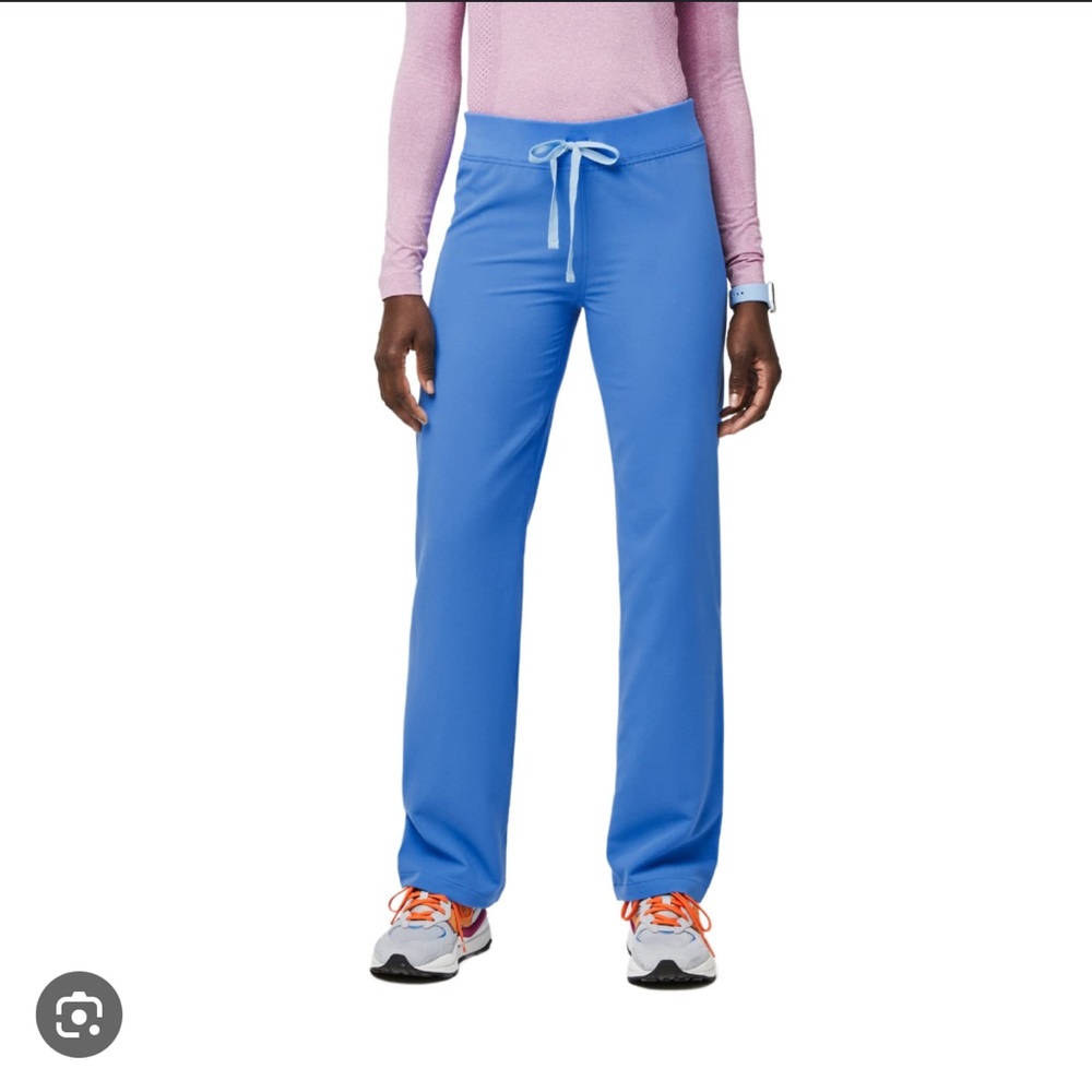 NWT - Size 2XLP FIGS Capri Blue Livingston scrub pants!